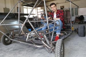 Hurdalardan 'go kart' aracı tasarladılar