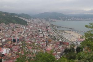 Deniz üzerindeki havalimanı 2 ilin nüfusunu katladı