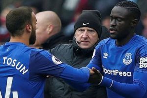 Oumar Niasse istenmeyen adam oldu
