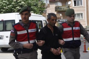 Miras yüzünden ağabeyini vurdu!