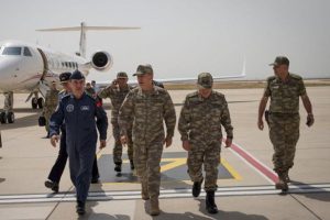 Akar ve komutanlar Hatay'da