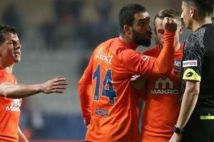 Arda Turan'a Başakşehir'den ceza!