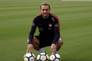 Yusuf Yazıcı'dan müthiş performans!