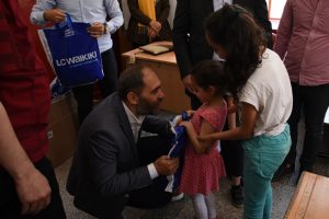 Terör mağduru çocuklara bayram hediyesi