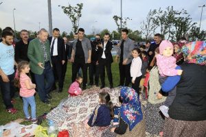 Cumhurbaşkanı Erdoğan, vatandaşlarla sohbet etti