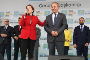 Sungurlu İlçe Belediye Başkanı Abdulkadir Şahiner İYİ Parti'ye geçti