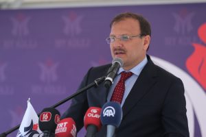 Başbakan Yardımcısı Çavuşoğlu Bursa'da iftar programına katıldı