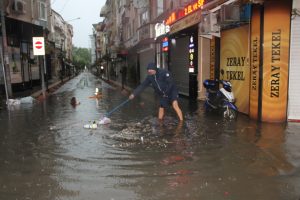 Şehrin sokakları Venedik'e döndü