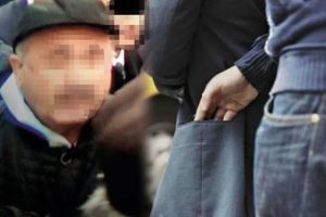 Ünlü oyuncunun ağabeyi mitingde yankesicilikten tutuklandı