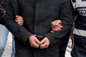 Eşcinsel FETÖ imamından AIDS testi!