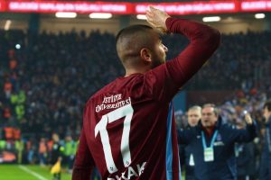 Trabzonspor Burak için tekliflere açık