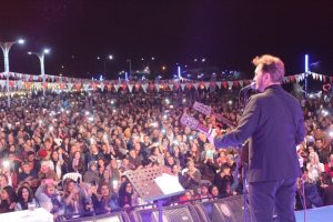 Orhan Ölmez şarkılarını Filistinlilere ithaf etti