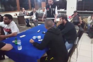 Kocaeli'de kumar operasyonu: 8 gözaltı