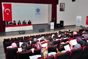 1.Moleküler Biyoloji ve Biyoteknoloji İş Fikri Çalıştayı NEÜ'de yapıldı