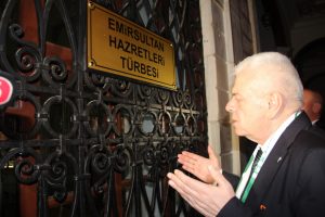 Bursaspor Başkanı Ay: ''Omuzlarımızda sorumluluk yükü var''