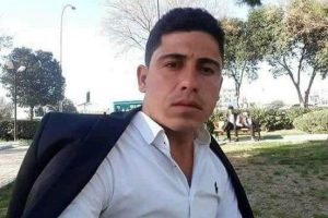 Devrilen traktörün altında kalan çiftçi hayatını kaybetti