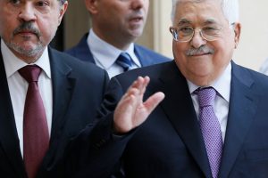Filistin lideri Abbas taburcu edildi
