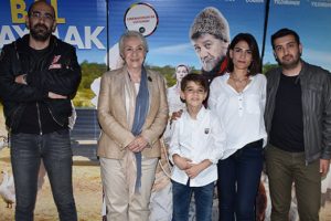 'Bal Kaymak' oyuncularından sürpriz