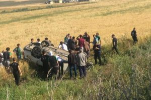Bursa plakalı otomobil takla attı: 6 yaralı