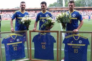 Bosna Hersek'te 3 yıldız milli formaya veda etti