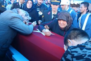Şehit astsubay sonsuzluğa uğurlandı