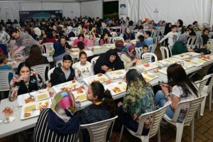 Bursa'da 250 yetim çocuk ve aileleri iftarda buluştu