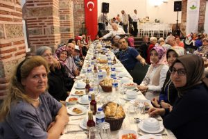 Bursa Osmangazi Kent Konseyi iftar sofrasında buluştu