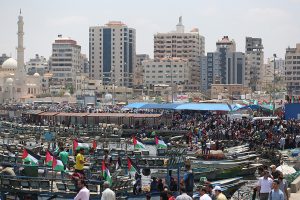 İsrail, Mavi Marmara anısına Gazze'den açılan tekneleri kuşattı
