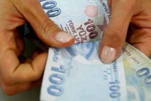 Suriyelilerden Türk lirasına destek