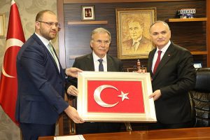 Bakan Özlü, TSO Başkanı Mescier'i ziyaret etti