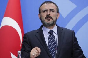 Ünal: Sahaya bazı fikirler pompalanıyor...