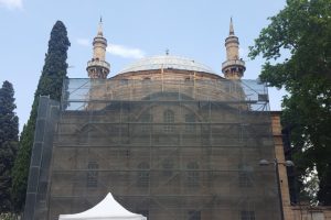 Bursa Emirsultan Cami ve Türbesinde restorasyon başladı