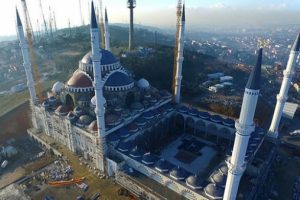 Çamlıca Camisi için sıcak gelişme