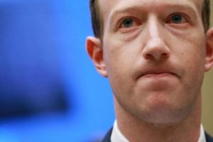 O ülke Facebook'u bir ay yasaklayacak