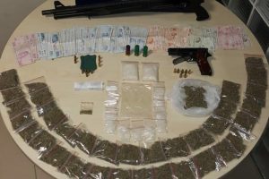 Bursa'da uyuşturucu operasyonu! 14 kişi gözaltında