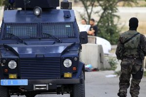 Başkentte 300 polisle eş zamanlı operasyon