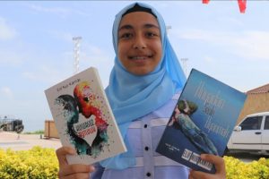 14 yaşında iki kitap yazdı