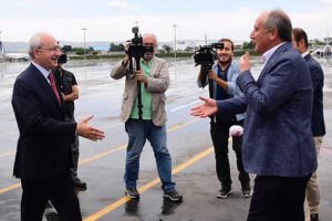 Kılıçdaroğlu ve İnce havalimanında karşılaştı