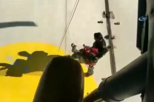 Gemi personelinin yardımına Türk askeri yetişti