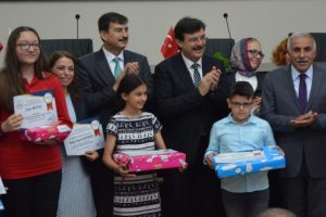 Bursa'da DynEd başarısı ödüllendirildi