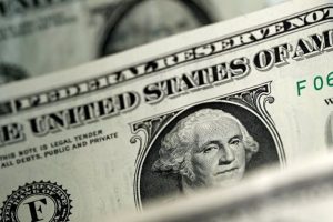 Dolar yeniden kritik seviyenin üzerinde