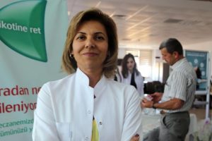Sigara kadınların kalbini daha çok etkiliyor!