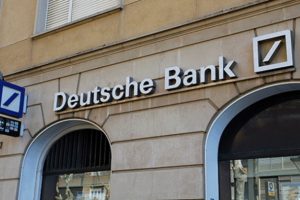 Fed: ''Deutsche Bank'ın ABD'deki faaliyetleri sorunlu''