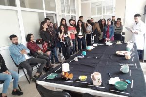 Üniversite öğrencileri sertifikalarını aldı