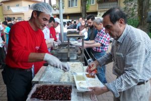 Bursa'da BTSO iftar sofralarına 15 günde 30 bin kişi