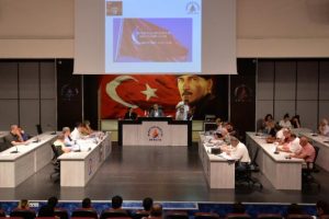 Türkan Şoray'ın adı kültür merkezine verildi