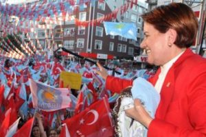 Akşener: Siz üzülmeyeceksiniz artık, başkaları üzülecek
