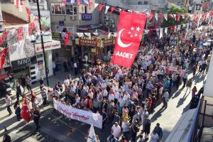 Kiraz festivali için dev yürüyüş