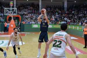 Fenerbahçe ilk finalist oldu