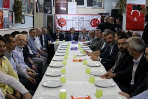 Başbakan Yardımcısı Çavuşoğlu Bursa'da sahur programına katıldı
